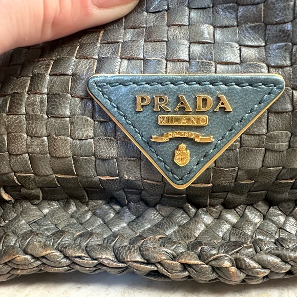 Vintage Limited-Edition Prada satchel - Picture 6 of 9
